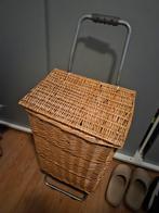 Rieten boodschappenkar, Huis en Inrichting, Ophalen of Verzenden