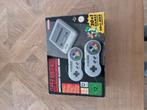 Super Nintendo classic mini, Spelcomputers en Games, Ophalen of Verzenden, Zo goed als nieuw, Met 2 controllers