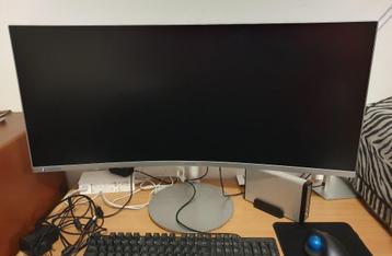 Samsung monitor 34" gebogen scherm Thunderbolt beschikbaar voor biedingen