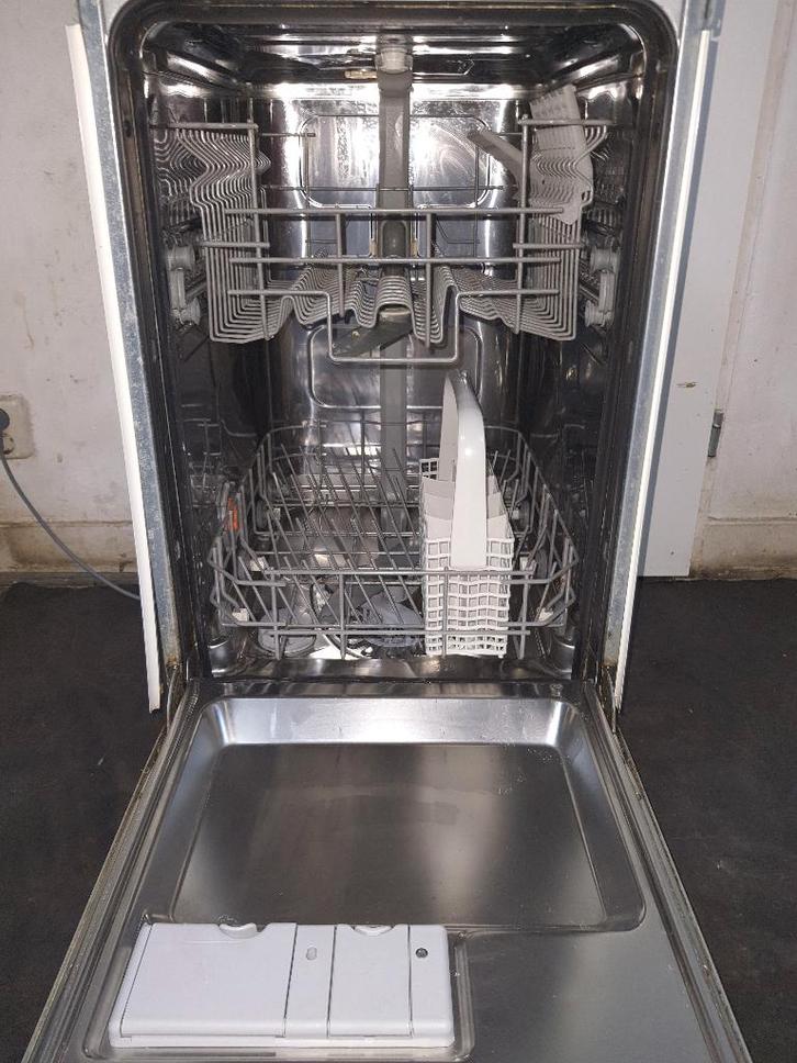 IKEA Inbouw smalle model Vaatwasser werkt Uitstekend( 45cm ), Witgoed en Apparatuur, Vaatwasmachines, Zo goed als nieuw, Vrijstaand