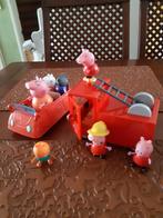Peppa pig brandweer en auto. Met 7 poppetjes., Kinderen en Baby's, Gebruikt, Ophalen of Verzenden