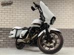 HARLEY-DAVIDSON STREET GLIDE ST FLHXST PERFORMANCE (bj 2023), 2 cilinders, HARLEY-DAVIDSON, Chopper, Bedrijf
