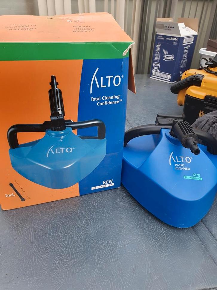 Alto terrasreiniger - Handig en efficiënt!, Tuin en Terras, Hogedrukreinigers, Gebruikt, Elektrisch, Met regelbare waterdruk, Met autostop en -start