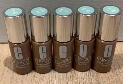 Clinique super balanced makeup spf 15 foundation, Sieraden, Tassen en Uiterlijk, Uiterlijk | Cosmetica en Make-up, Zo goed als nieuw