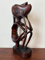 Beeld hout leti Indonesië man naakt, Antiek en Kunst, Kunst | Beelden en Houtsnijwerken, Ophalen of Verzenden