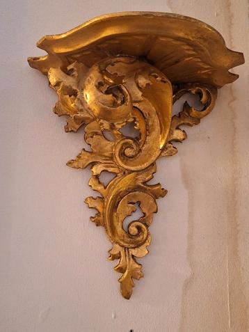 Houten Console - Gouden Decoratie beschikbaar voor biedingen