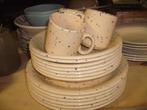 16x Hema beige servies blauwe stippen in 1 koop, Ophalen, Zo goed als nieuw, Bord(en), Overige stijlen