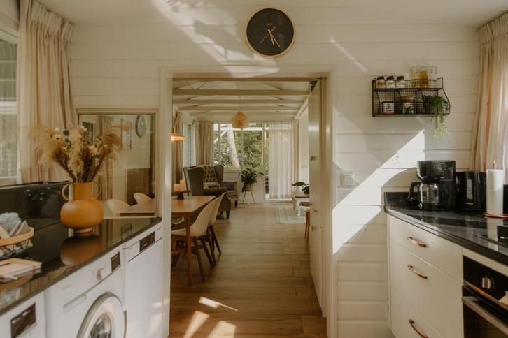 Vakantie-boshuisje in Buurse-Haaksbergen-Twente-Overijssel, Vakantie, Vakantiehuizen | Nederland, Overijssel, Landelijk, Aan meer of rivier