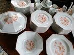 9 pers Limoges eet- en koffieservies oranje pioenroos, Huis en Inrichting, Keuken | Servies, Ophalen, Zo goed als nieuw, Overige stijlen