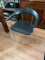Stijlvolle zwarte FASEM stoel met chromen poten, Huis en Inrichting, Stoelen, Ophalen, Gebruikt, Zwart, Metaal