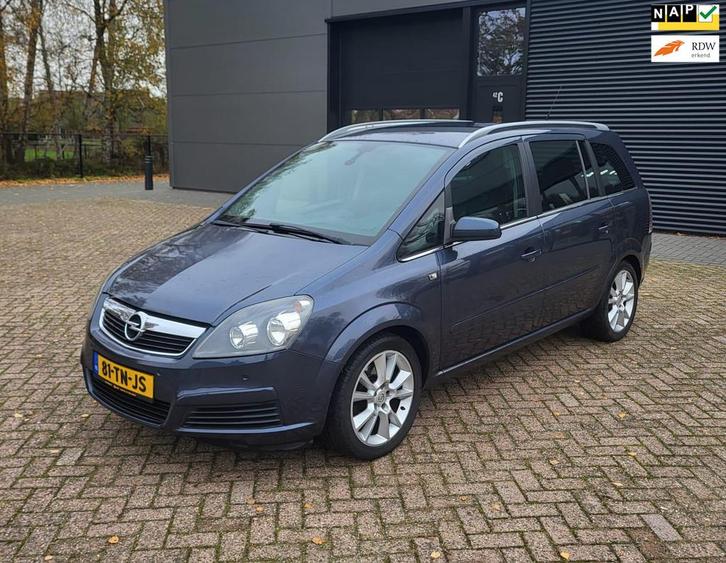Opel Zafira 2.2 Cosmo, 7-P, CruisC, Airco, H6, LM Velg, NAP., Auto's, Opel, Bedrijf, Te koop, Zafira, ABS, Airbags, Airconditioning