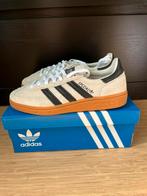 Adidas Handball Spezial Aluminium / Core Black (EU 36 2/3), Adidas, Beige, Nieuw, Ophalen of Verzenden