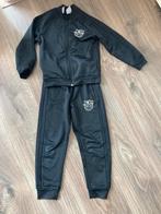 Adidas pak maat 122, Kinderen en Baby's, Kinderkleding | Maat 122, Ophalen of Verzenden, Zo goed als nieuw, Jongen of Meisje