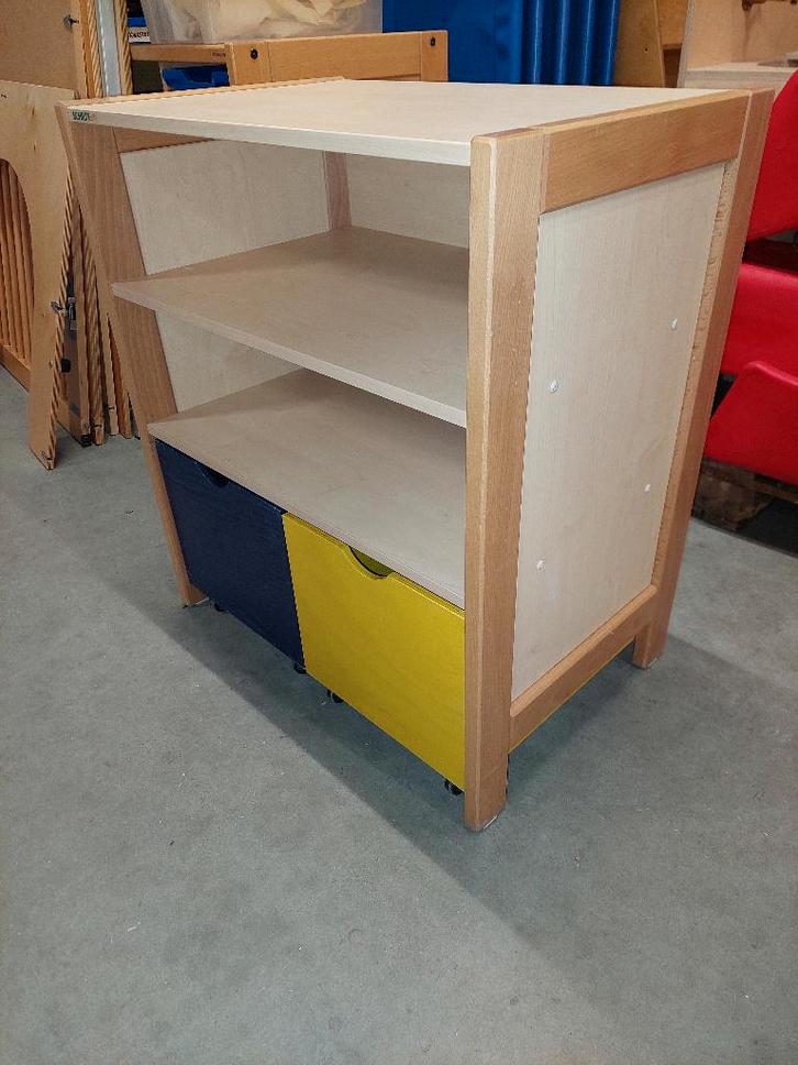 Schilte speelgoedkast met 2 verrijdbare bakken, kast 110, Kinderen en Baby's, Kinderkamer | Overige Meubels, Zo goed als nieuw