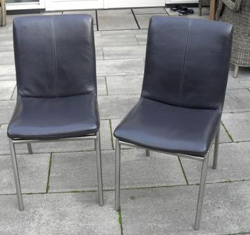 2st moderne leren eetkamer stoelen met RVS frame beschikbaar voor biedingen