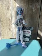 Monster high repro Abbey Bominable, Ophalen of Verzenden, Zo goed als nieuw, Pop