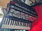 Accordiola Super Manon 120 bas, Muziek en Instrumenten, Accordeons, Ophalen, Toetsaccordeon, Met koffer, 120-bas