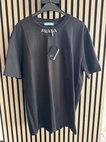 T-Shirt Prada zwart heren maat L beschikbaar voor biedingen