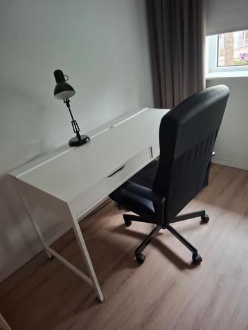 Bureau met bureaustoel - Complete werkplek!