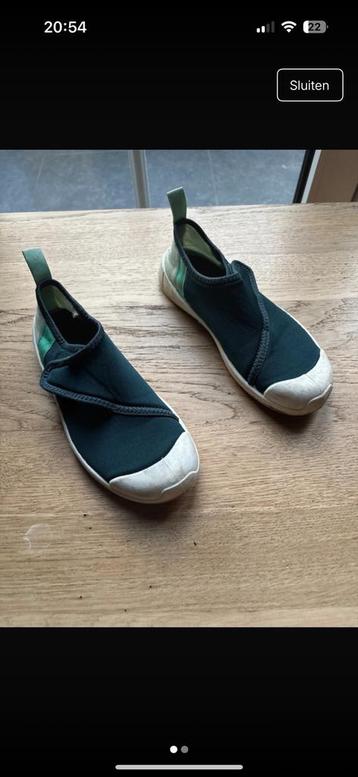 Waterschoenen maat 32-33 decathlon beschikbaar voor biedingen