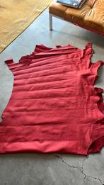 Lap runderleer 120 x 88 koraal rood met motief, 120 cm of meer, Ophalen of Verzenden, Zo goed als nieuw, Katoen