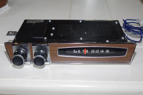 vintage autoradio japan 7 transistors oldtimer autoradio 60s, Antiek en Kunst, Curiosa en Brocante, Verzenden