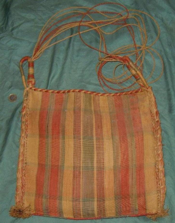 Gevlochten tas Timor?, Antiek en Kunst, Kunst | Niet-Westerse kunst, Ophalen of Verzenden