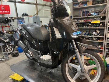 Alle onderdelen van deze kymco people s beschikbaar voor biedingen