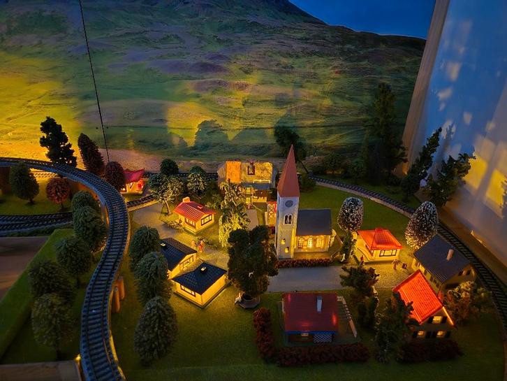 Marklin HO M grote hoeveelheid rails, treinen en meer, Hobby en Vrije tijd, Modeltreinen | H0, Gebruikt, Treinset, Wisselstroom