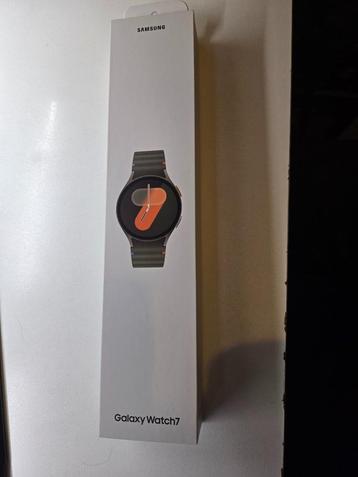 Galaxy Watch7 BlueTooth 40mm groen [sealed] beschikbaar voor biedingen