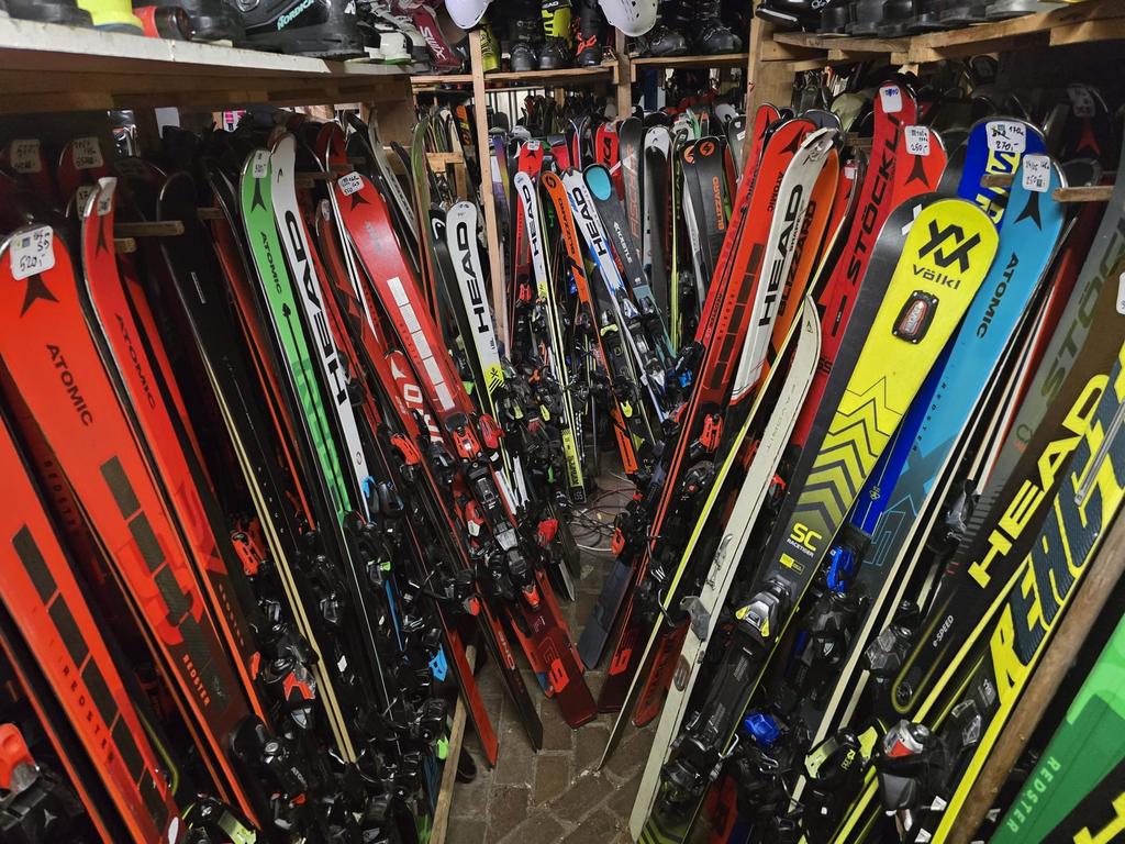 SKIS VOOR DE HELE FAMILIE KOM LANGS 0625586966, Sport en Fitness, 140 tot 160 cm, Ophalen of Verzenden, Zo goed als nieuw, Carve