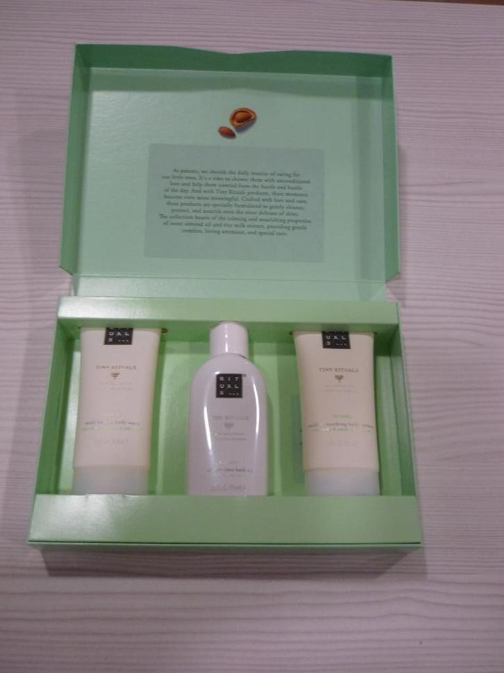 Tiny Rituals, Ritual giftset, cadeauset, baby set S, Sieraden, Tassen en Uiterlijk, Uiterlijk | Lichaamsverzorging, Nieuw, Ophalen of Verzenden