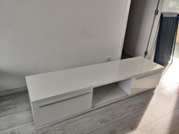 Moderne witte TV-meubel