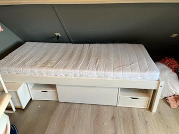 Bed 90x200