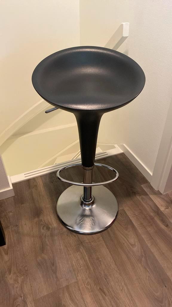 Barkruk. Bombo stool van Magis., Huis en Inrichting, Barkrukken, Zo goed als nieuw, Ophalen