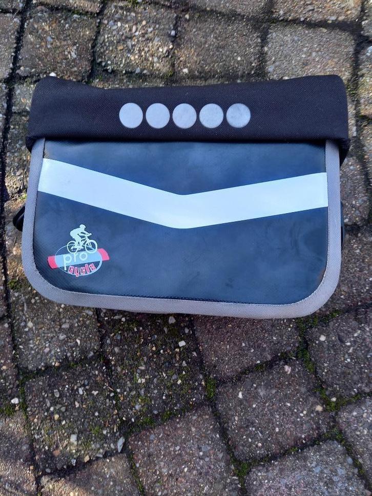 Pro Cycle fietsstuurtas zwart, Fietsen en Brommers, Fietsaccessoires | Fietstassen, Zo goed als nieuw, Ophalen