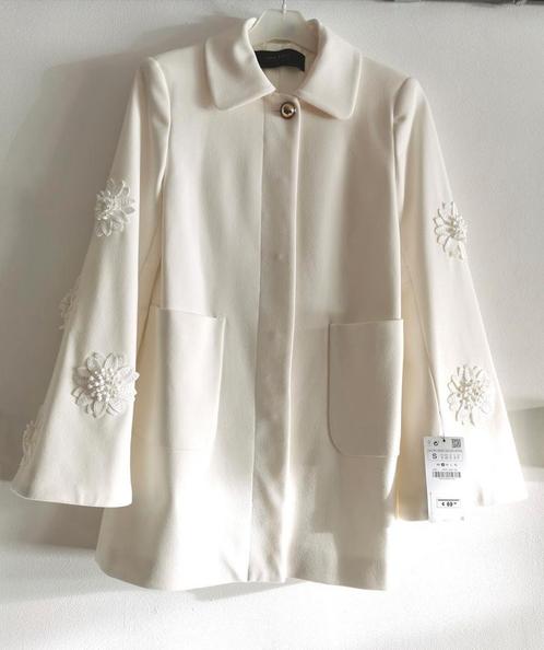 ZARA jacketjas met opgestikte bloemen mt. S, Kleding | Dames, Jasjes, Kostuums en Pakken, Nieuw, Jasje, Maat 36 (S), Wit, Verzenden