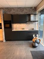 Zwarte houtkleur showroom keuken verkocht, Ophalen, Zwart, Nieuw, Enkelwandige keuken