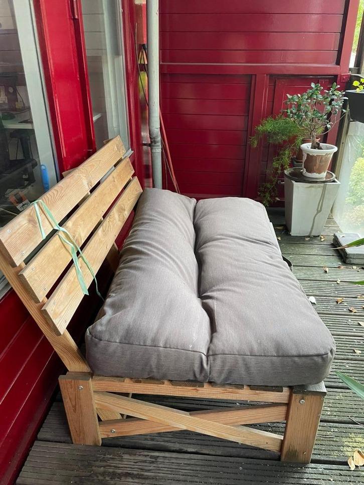 Wooden garden bench / Tuinbanken met lang zitkussen, Tuin en Terras, Tuinbanken, Zo goed als nieuw, Hout, Ophalen