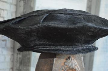 prachtige handmade originele MIRJAM NUVER zwarte dames BARET beschikbaar voor biedingen