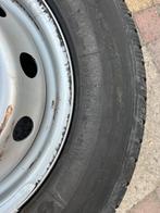 3 stuks stalen camper velgen met banden en wieldoppen, Ophalen, 15 inch, Band(en), Zomerbanden