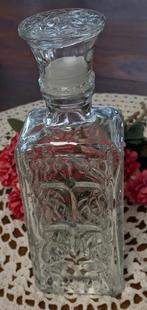 Leuke vintage karaf, bewerkt glas, Distilleerderij Hooghoudt, Ophalen of Verzenden, Zo goed als nieuw, Gebruiksvoorwerp