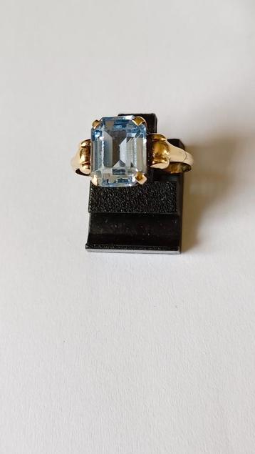 Oude gouden ring met Aquamarijn, 14 krt beschikbaar voor biedingen