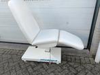 Mooie behandelstoel, Ophalen, Zo goed als nieuw, Massagetafel