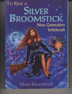 To Ride A Silver Broomstick en To stir a magick cauldron', Ophalen of Verzenden, Gelezen, Spiritualiteit algemeen, Overige typen