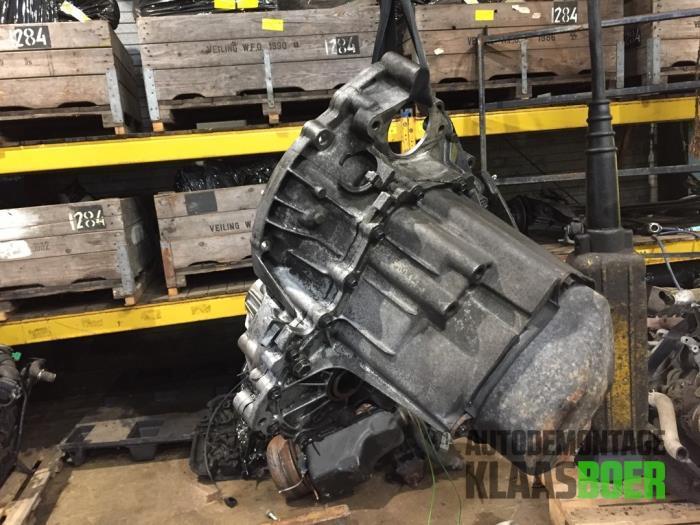 Versnellingsbak van een Peugeot 207, Auto-onderdelen, Transmissie en Toebehoren, Peugeot, Gebruikt, 6 maanden garantie, 12 maanden garantie