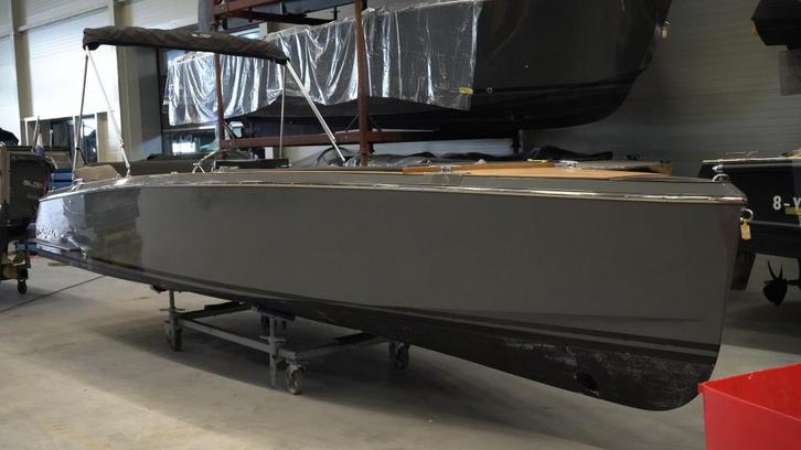 Isloep Rapida 666 & KERST- EN OUDEJAARSSHOW (bj 2021), Watersport en Boten, Sloepen, Gebruikt, 10 tot 30 pk, 6 meter of meer, Diesel