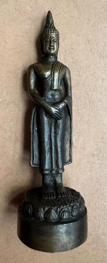 Mooi oud Boeddhabeeldje, brons, 10.5 cm beschikbaar voor biedingen