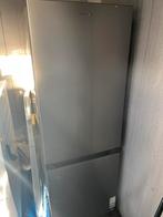 Koelkast gebruik maar werkt nog naar behoren, Witgoed en Apparatuur, Koelkasten en IJskasten, 100 tot 150 liter, Ophalen, Gebruikt
