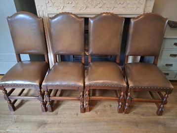 4 Antieke Eetkamerstoelen met Lederen Bekleding beschikbaar voor biedingen